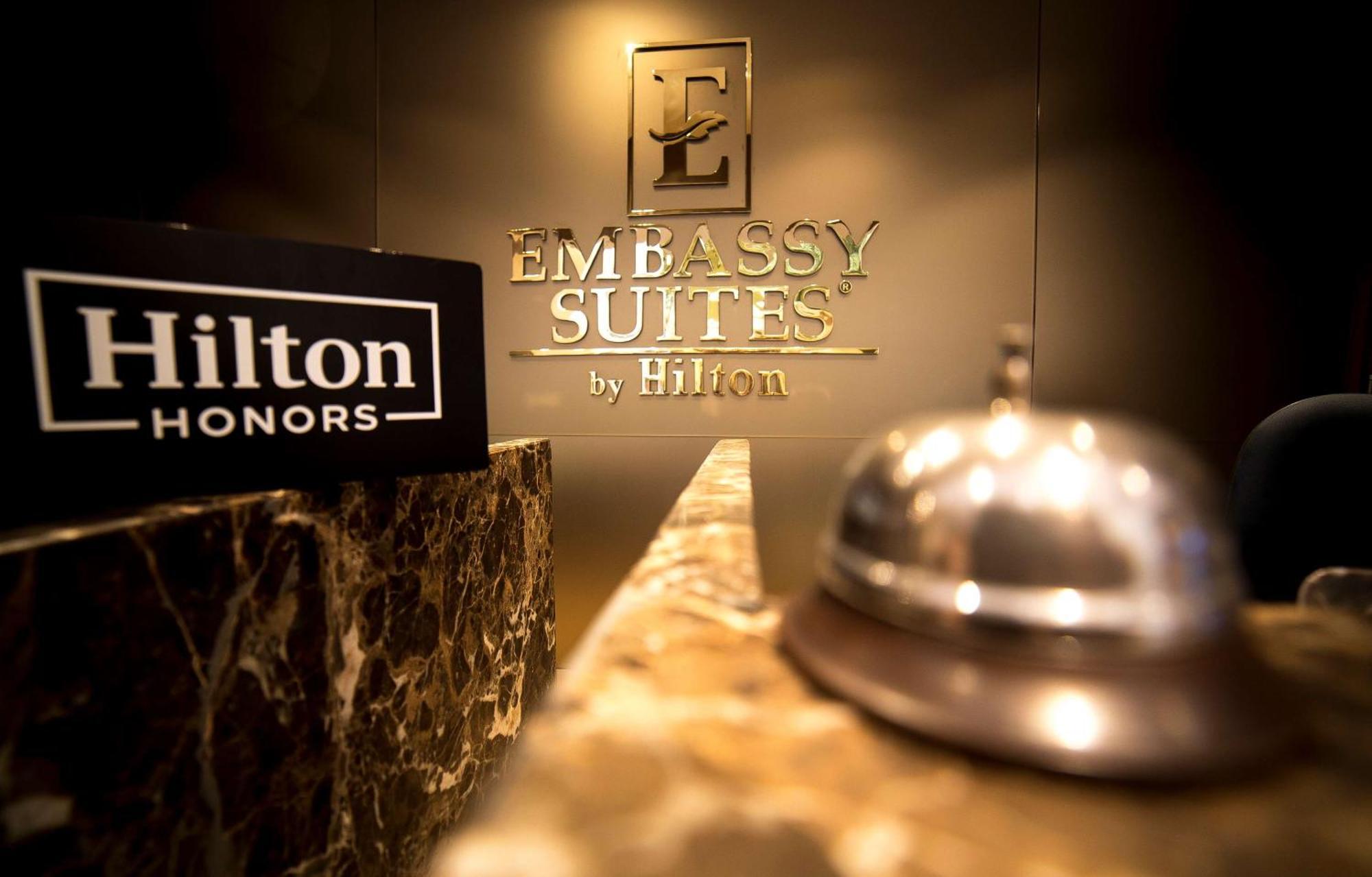 Embassy Suites By Hilton Bogota - Rosales Luaran gambar Hilton Honors logo at the Embassy Suites by Hilton in San Francisco