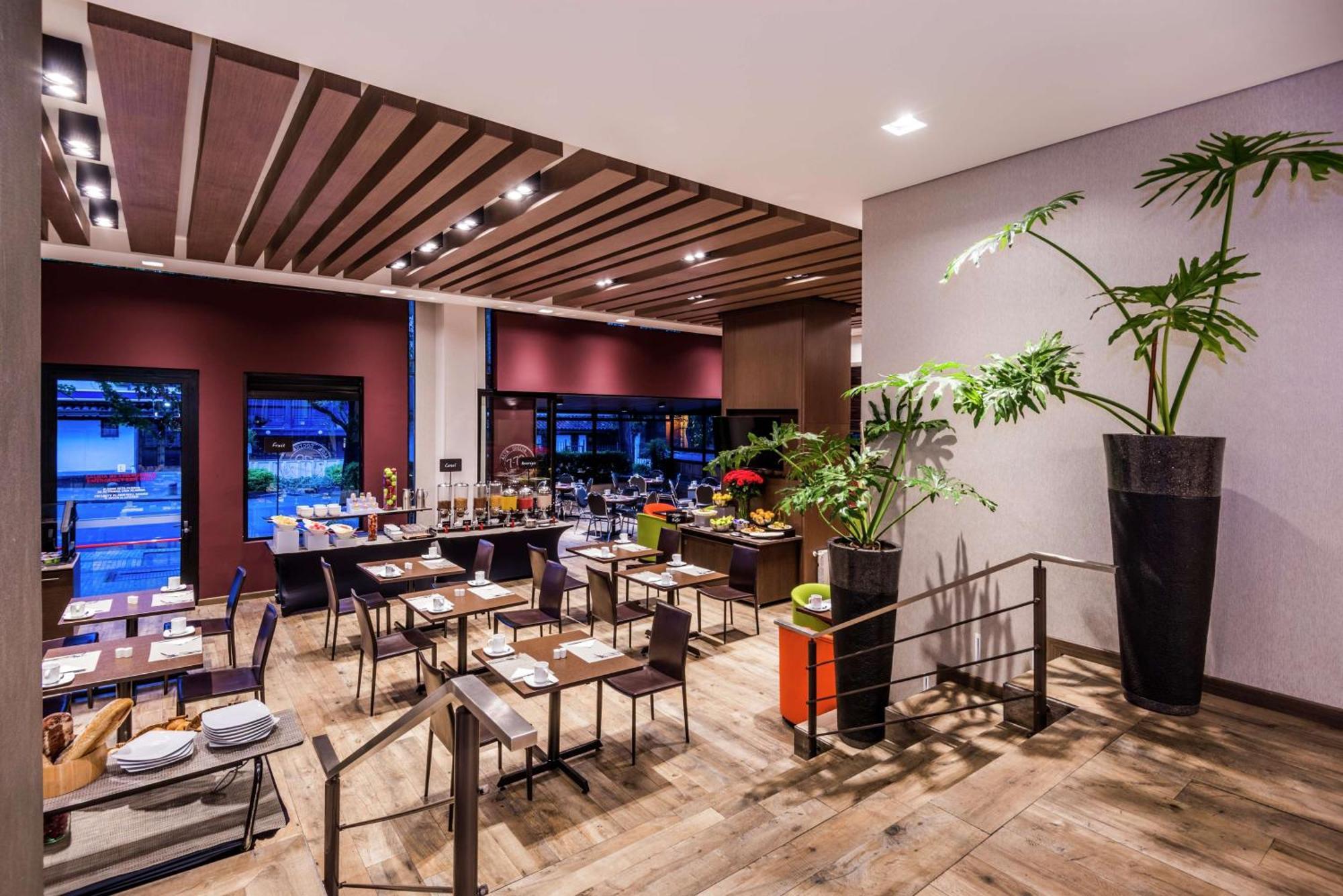 Embassy Suites By Hilton Bogota - Rosales Luaran gambar The restaurant