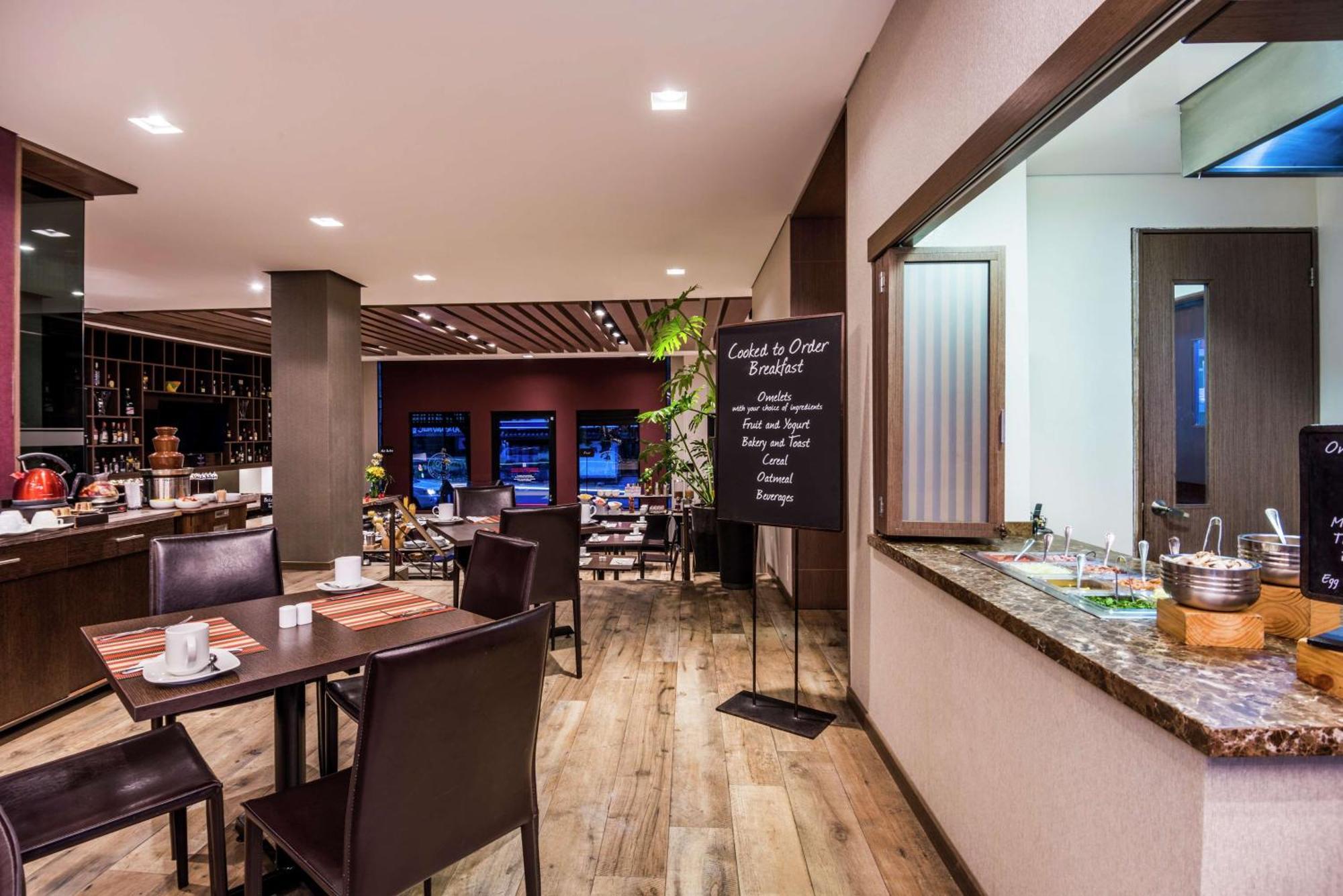 Embassy Suites By Hilton Bogota - Rosales Luaran gambar The restaurant