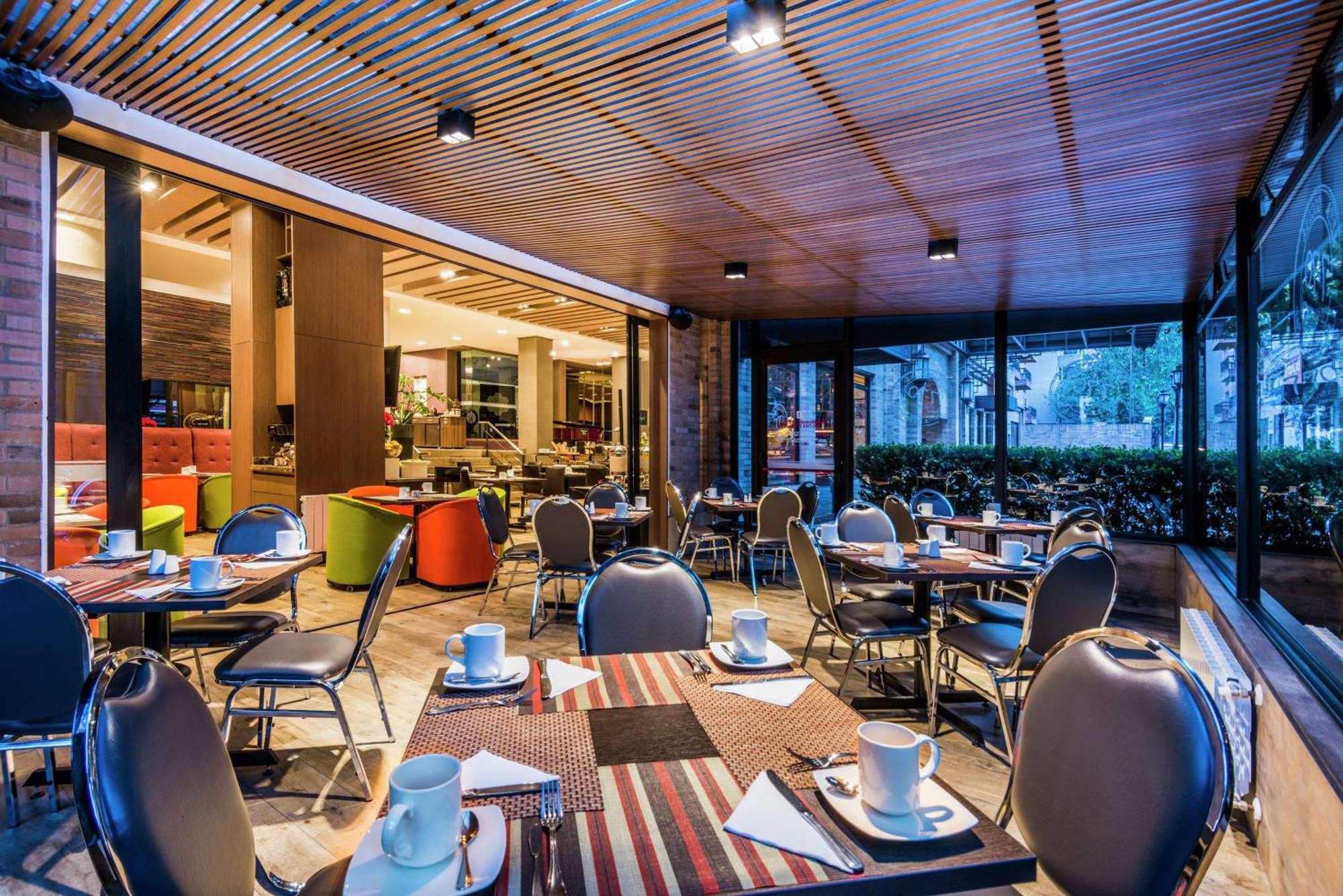 Embassy Suites By Hilton Bogota - Rosales Luaran gambar The restaurant