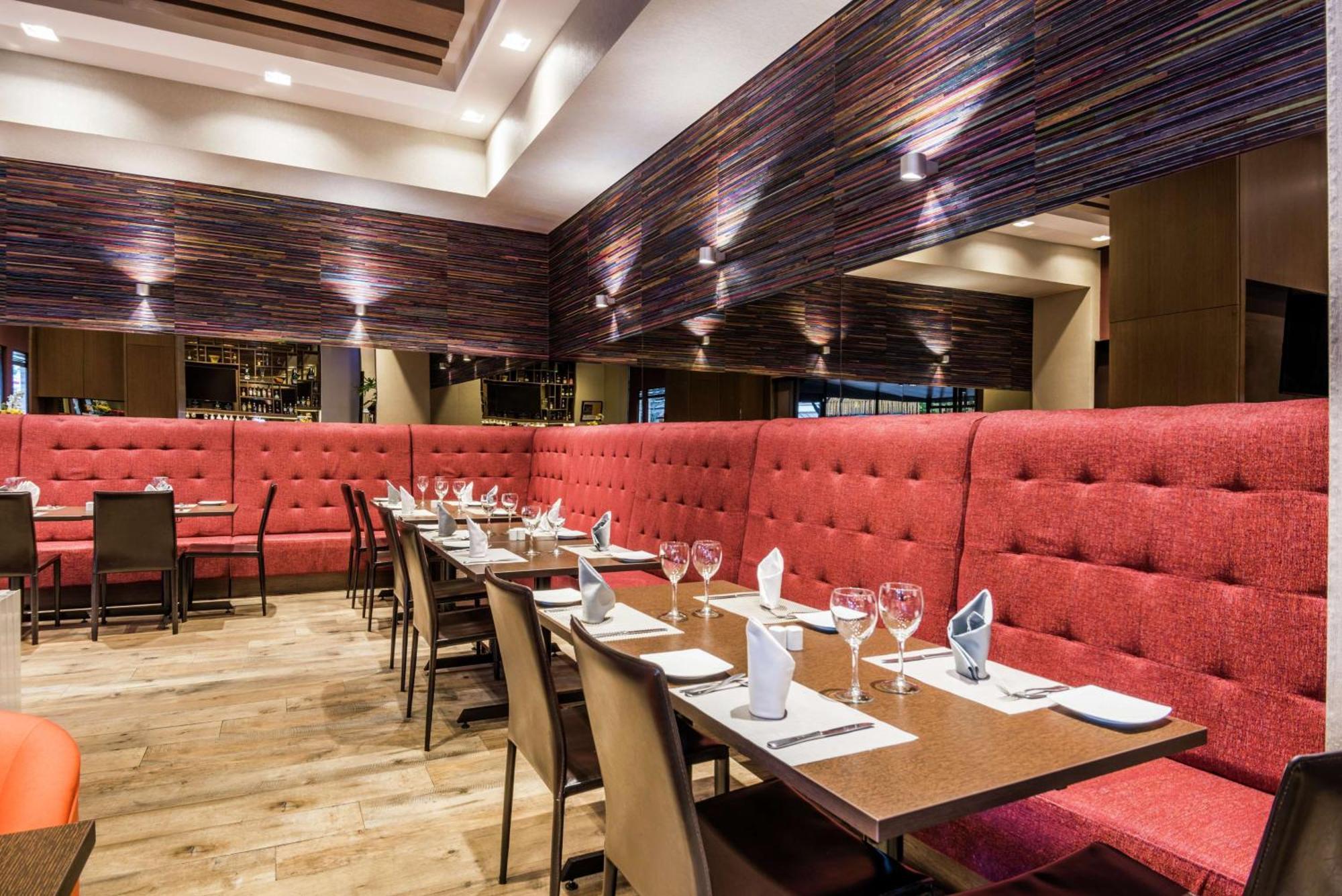 Embassy Suites By Hilton Bogota - Rosales Luaran gambar The interior of the restaurant