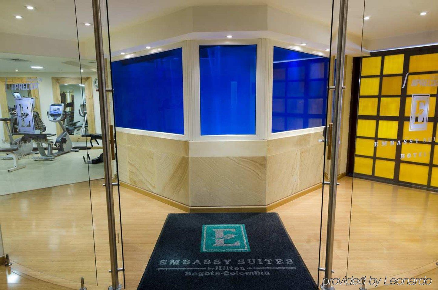 Embassy Suites By Hilton Bogota - Rosales Luaran gambar Entrance to the Embassy Suites